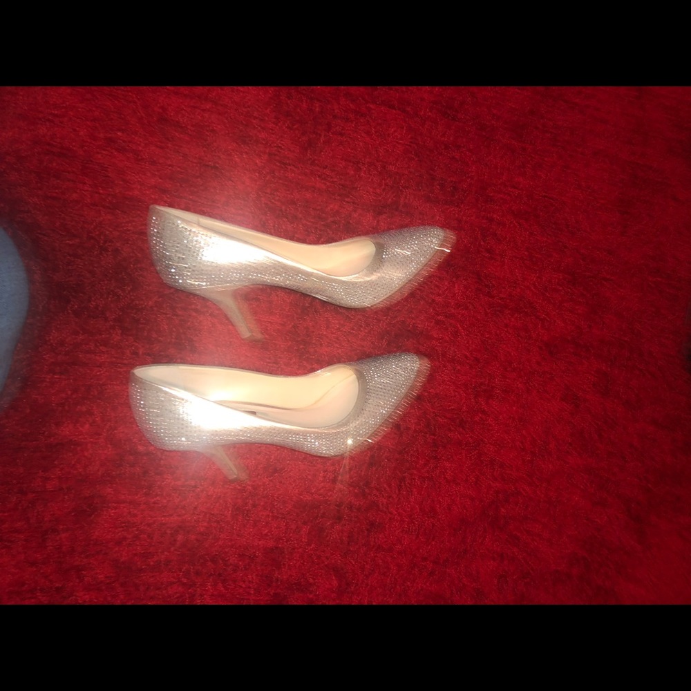 Inc Heels - image 3